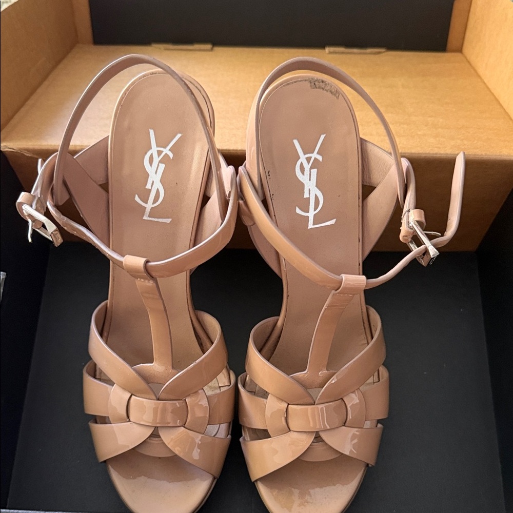 Yves Saint Laurent Nude Tribute heels